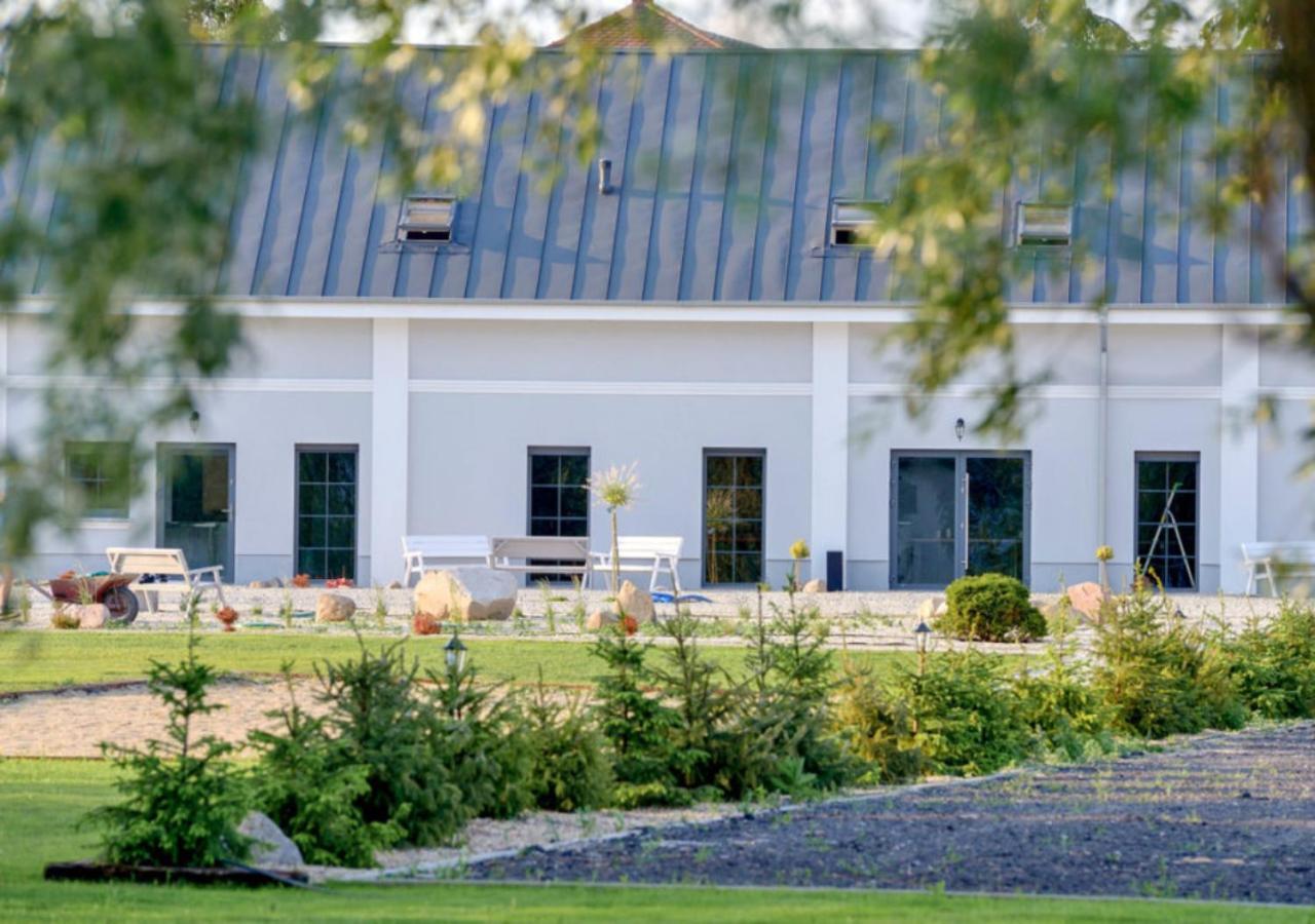 Folwark Matecznik Villa Sedzinko ภายนอก รูปภาพ